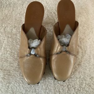 EUC COLE HAAN SZ 8 LEATHER MULES